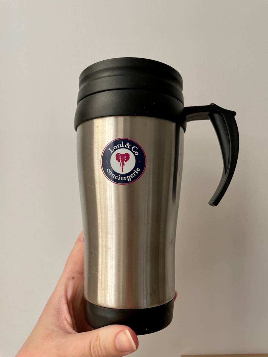 Thermos - gourde, inox, capot noir