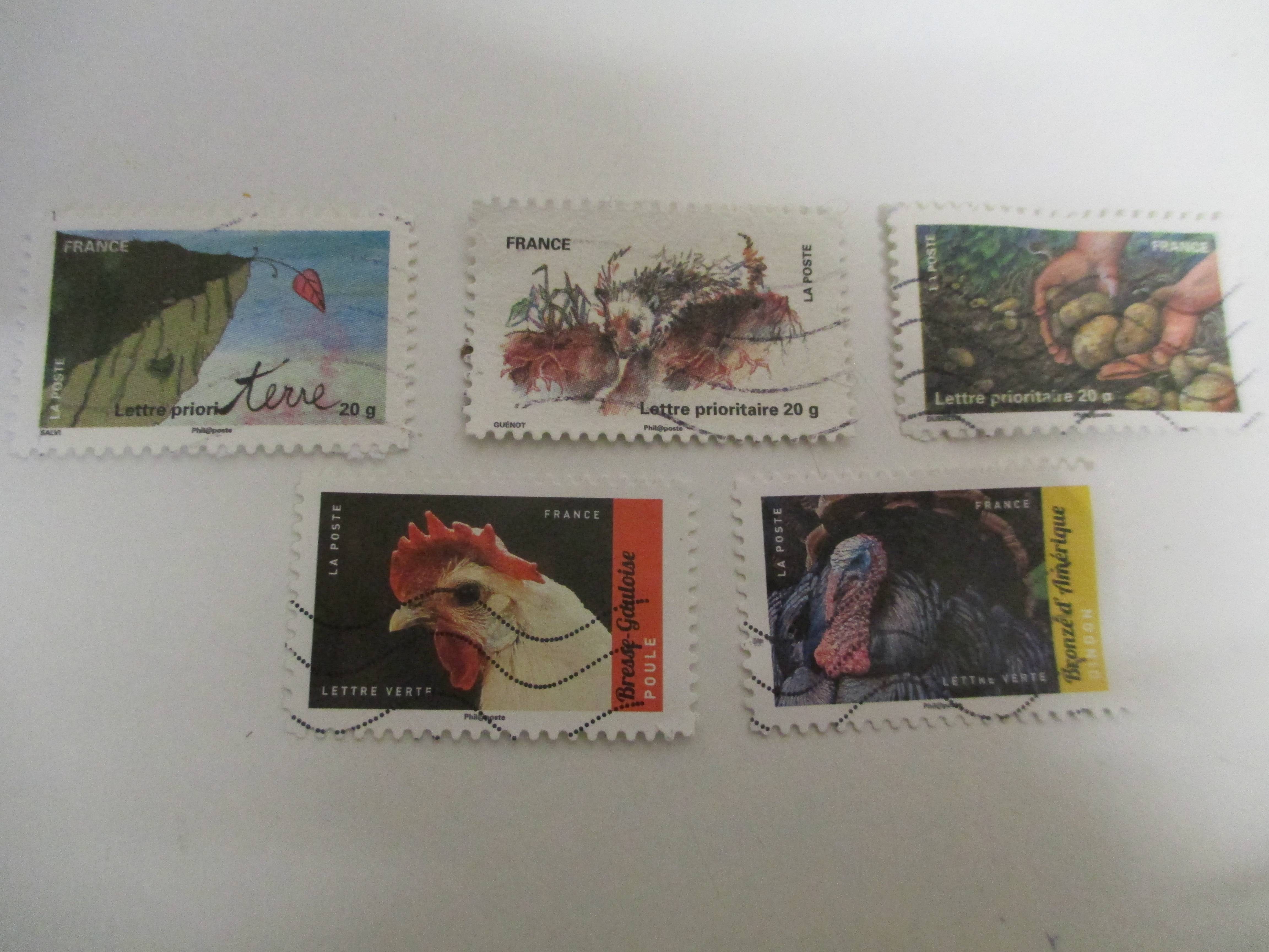 Timbres oblitérés Terre et Gallinacées