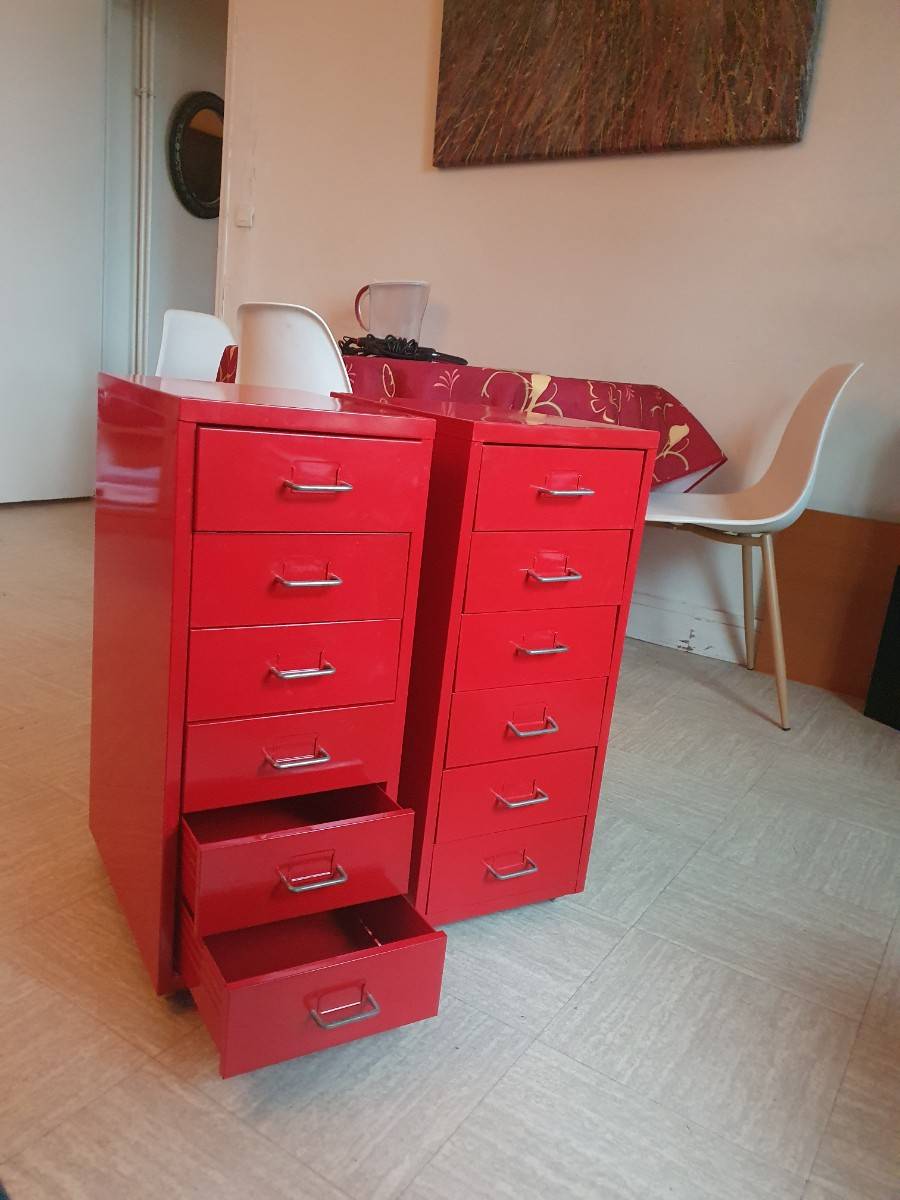 Vends bloc 6 tiroirs métal rouge à roulettes Ikea bon état