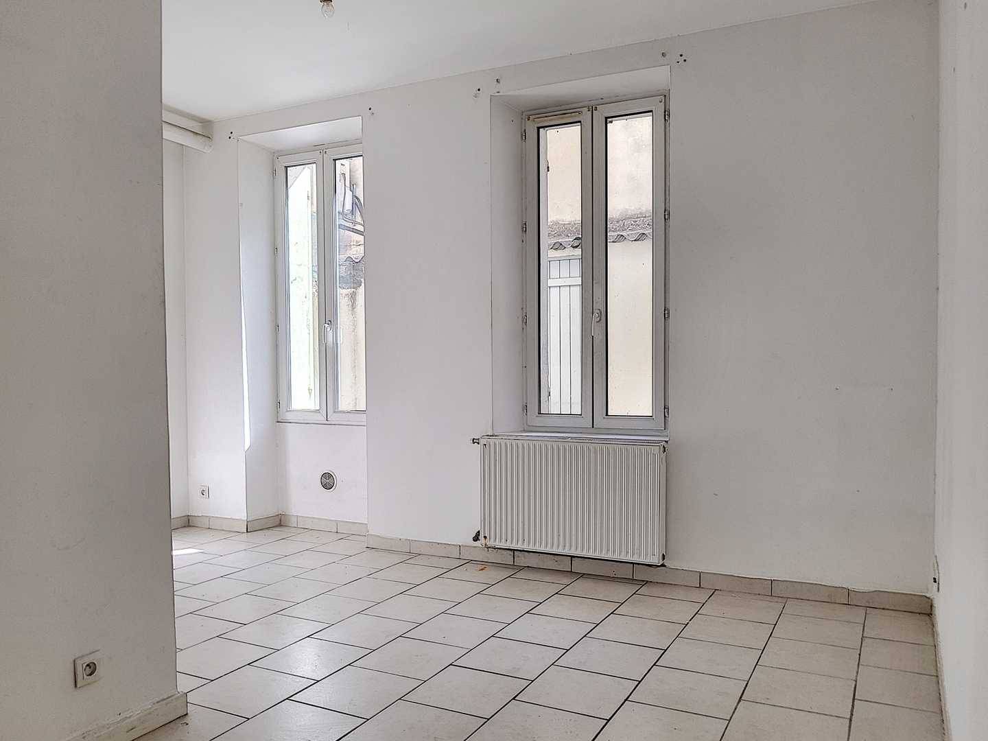 Loue T2 48m² à Toulon entièrement refait à neuf
