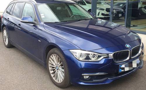 BMW 320d Touring Luxury. 2017 - 128000 km