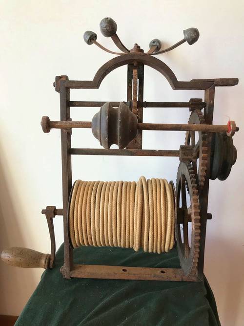 Tourne broche à contrepoids époque XVIIIème