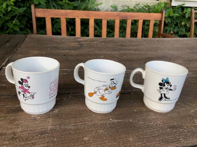 Vends trois mugs personnages Disney vintage marque Kiln Craft