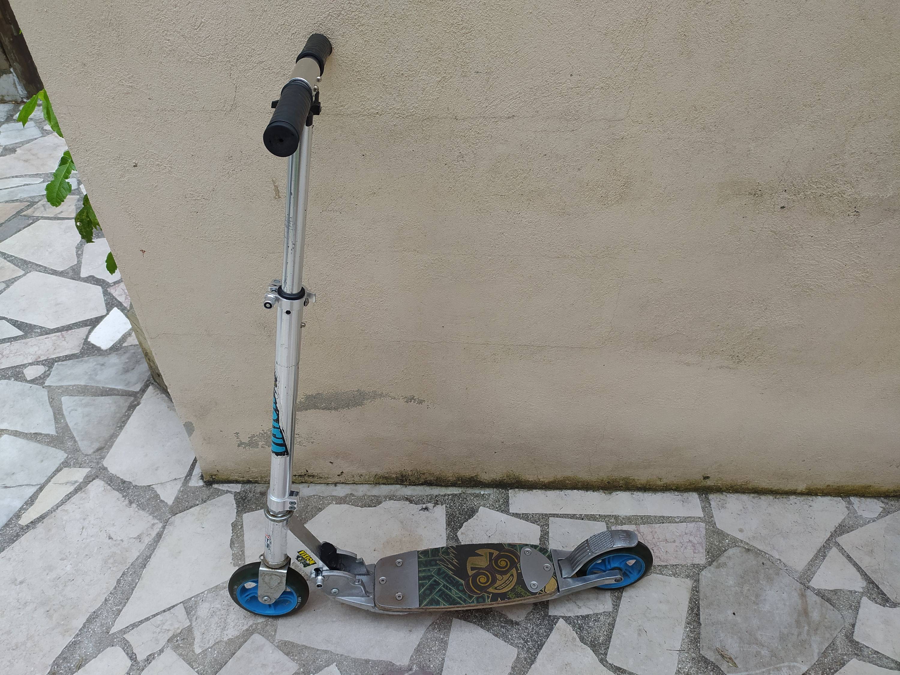 Vends trottinette pliante Vision Streetwear
