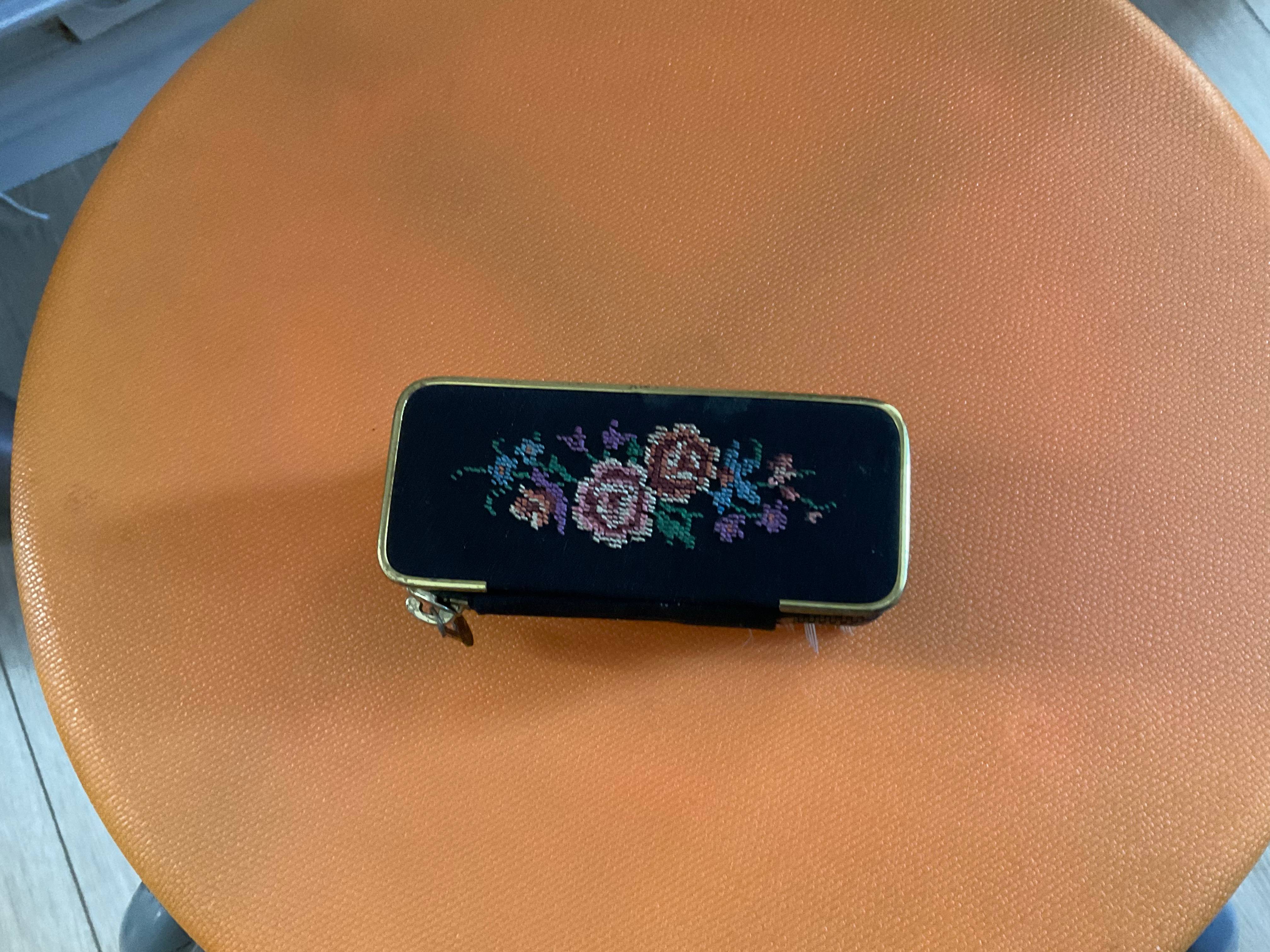 Vends Trousse manucure vintage