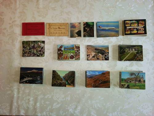 L’univers expliqué en beauté, livres, nombreuses cartes postales