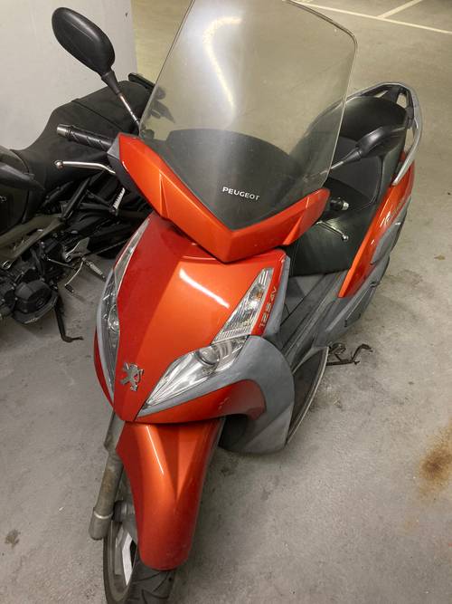 Vends scooter 125 geopolis Peugeot - 31 000 km · 2008
