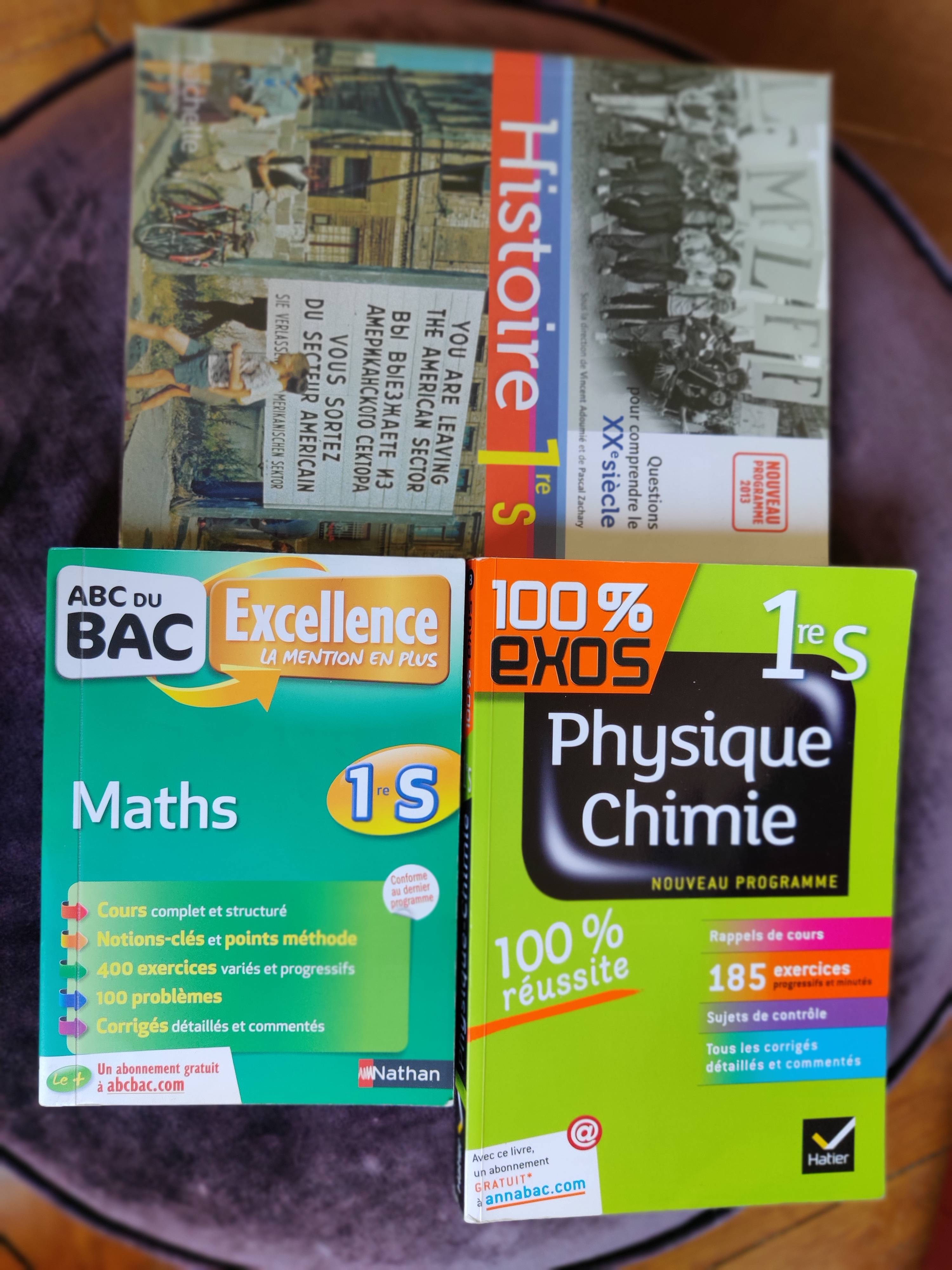 Vends livres terminale et première