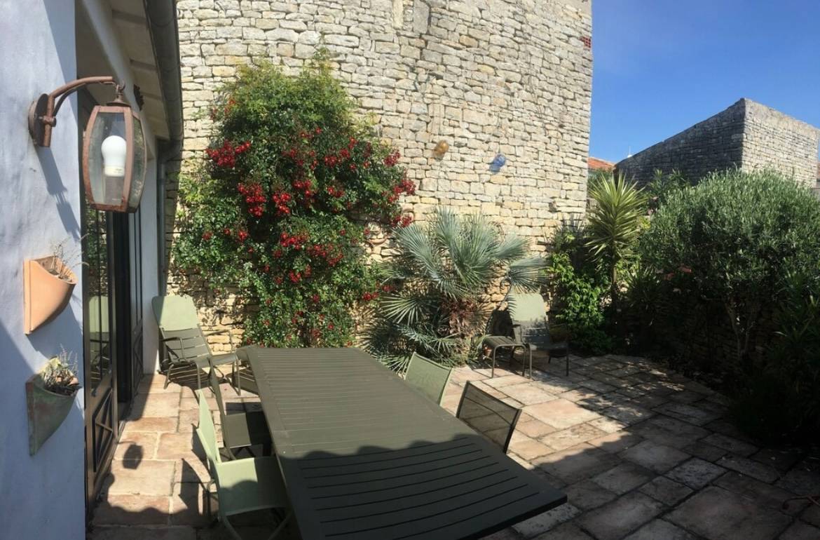 Loue Vacances à Ars-en-Ré - 5 chambres, 9 couchages