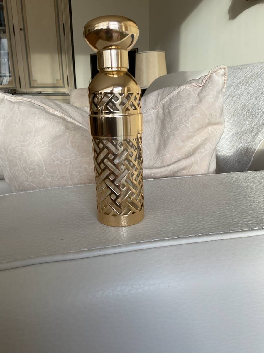 Vends étui pour vaporisateur parfum Guerlain