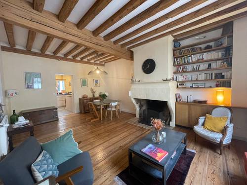 Vends très bel appartement au coeur des Chartrons à Bordeaux grand séjour 3 chambres Terrasse et 2 garages - 111m²