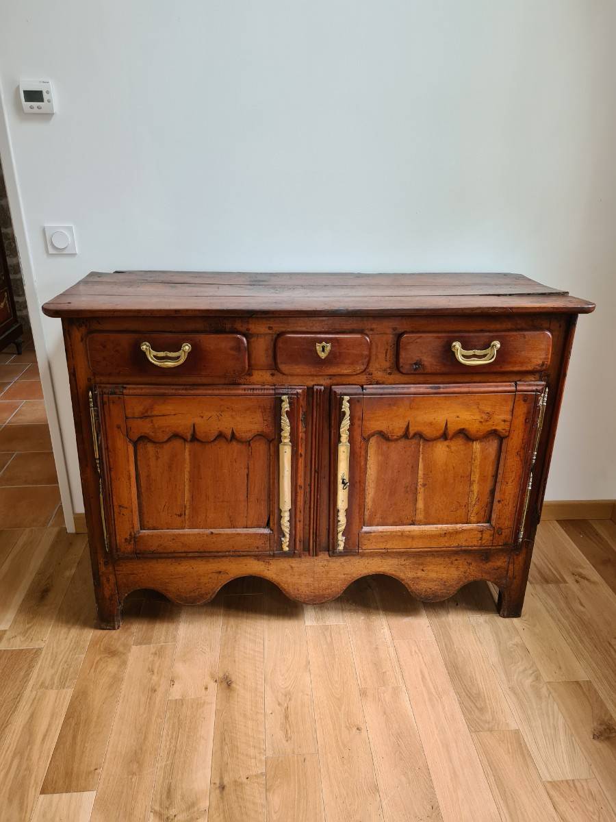 A vendre buffet campagnard 19ème