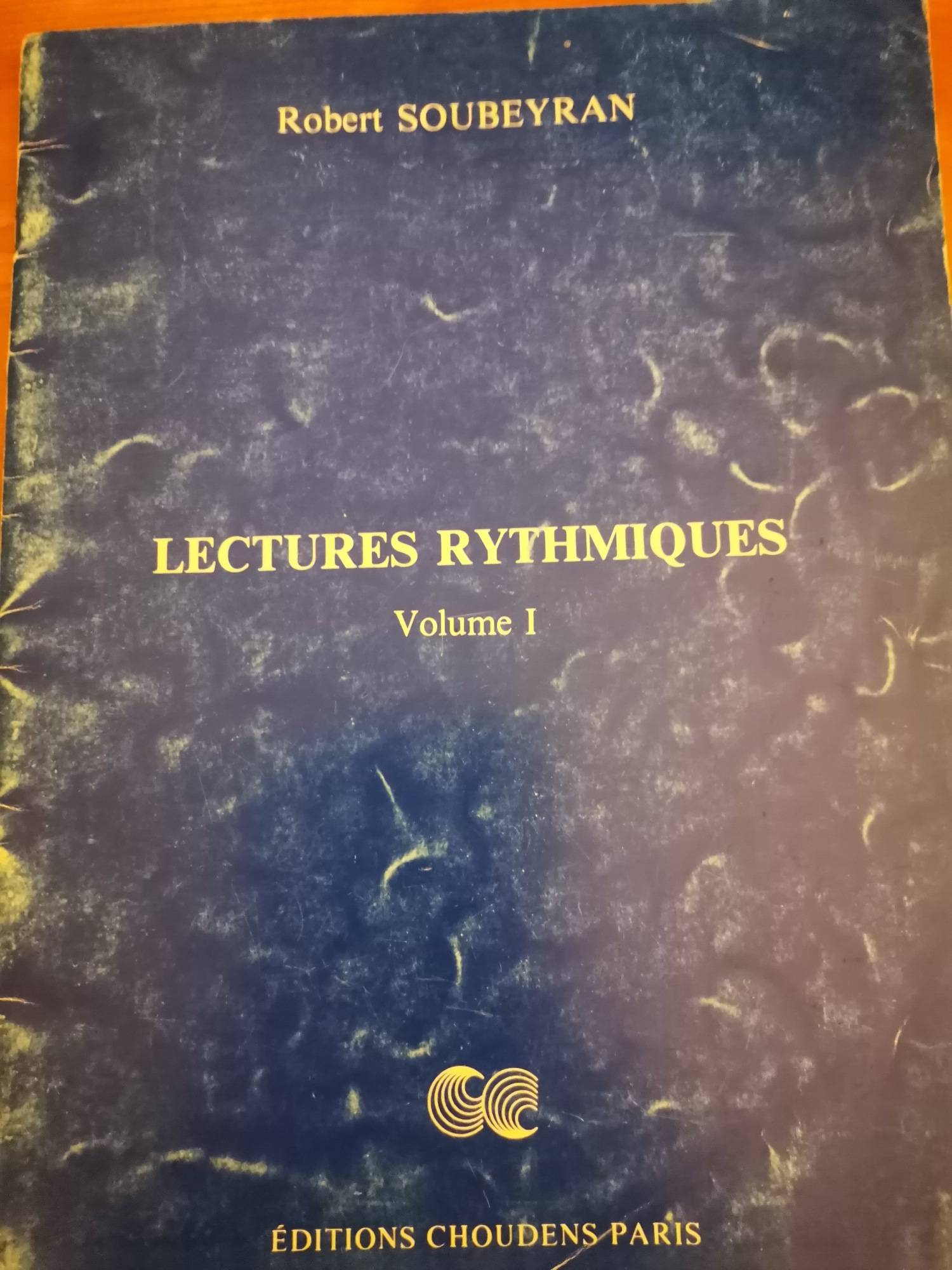 A vendre livre musique "lectures rythmiques " volume 1