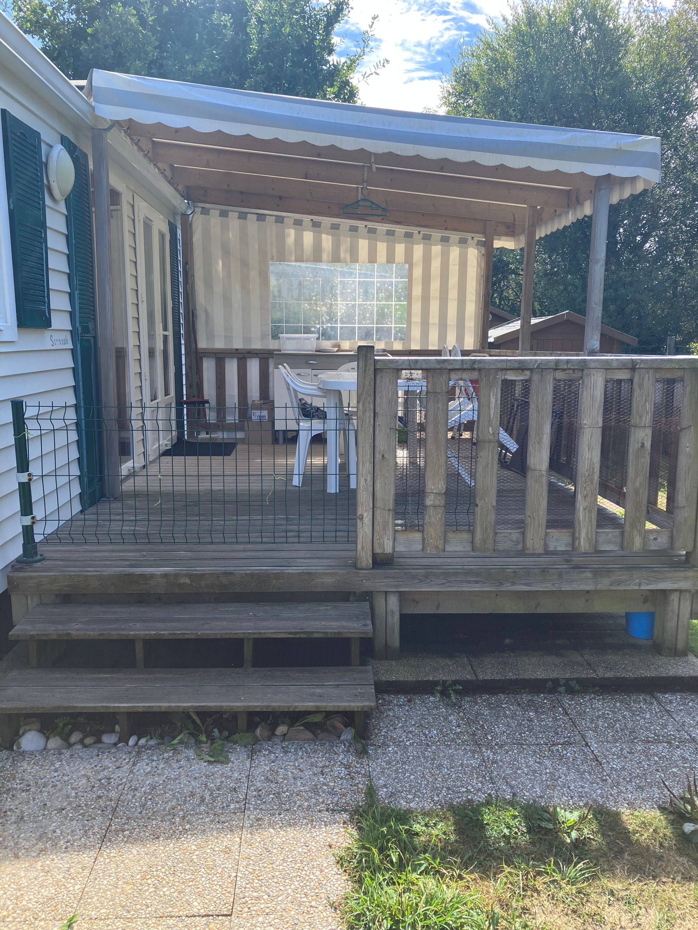 Vends terrasse mobil home en bois