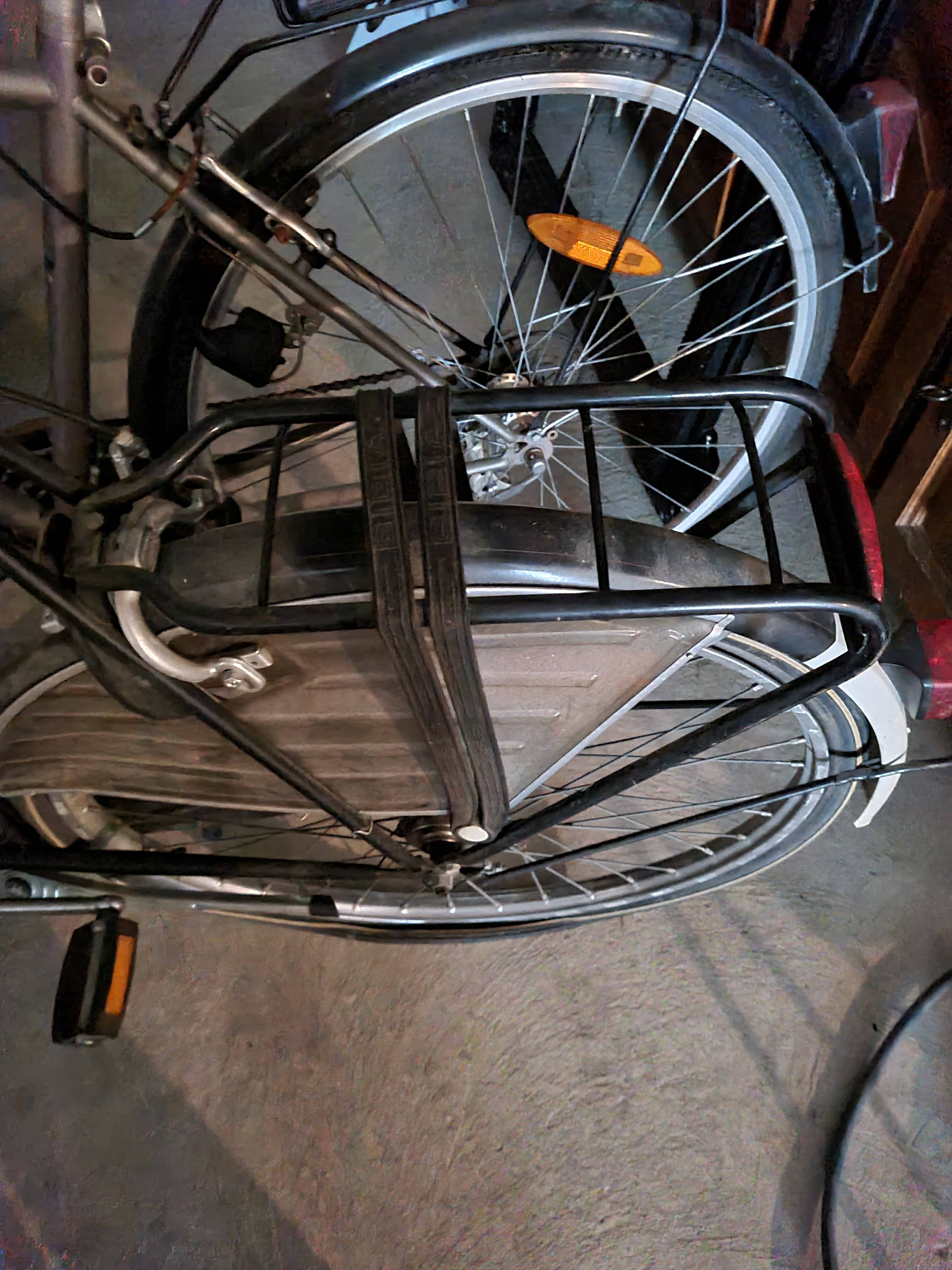 Vends Velo adulte homme tres peu servi