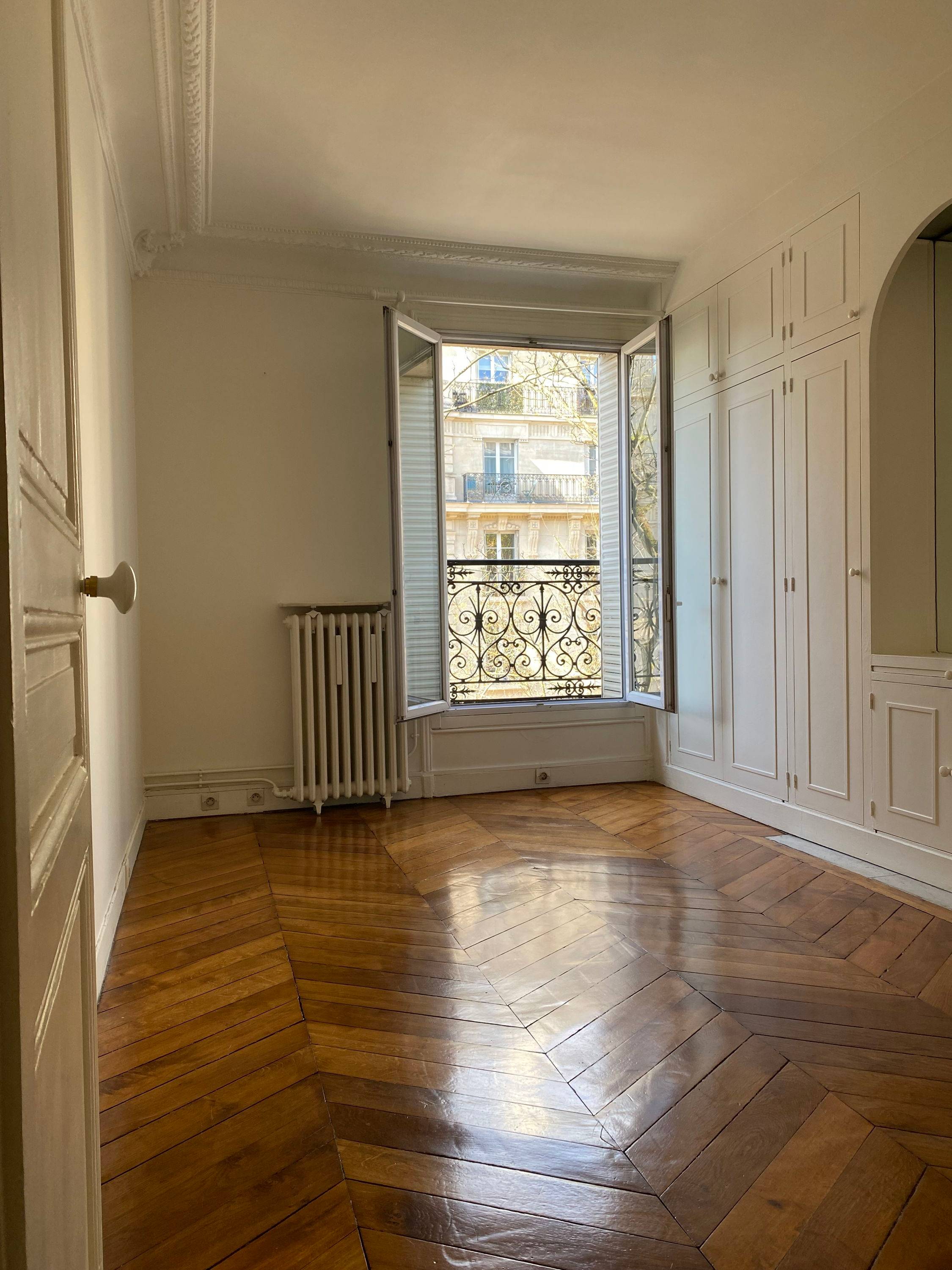 Vends appartement 50m² Auteuil Sud, 2 chambres, ascenseur