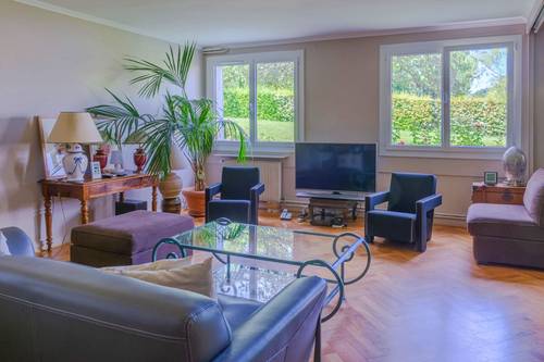 Vends appartement 102m² à Garches (92) - 2 chambres