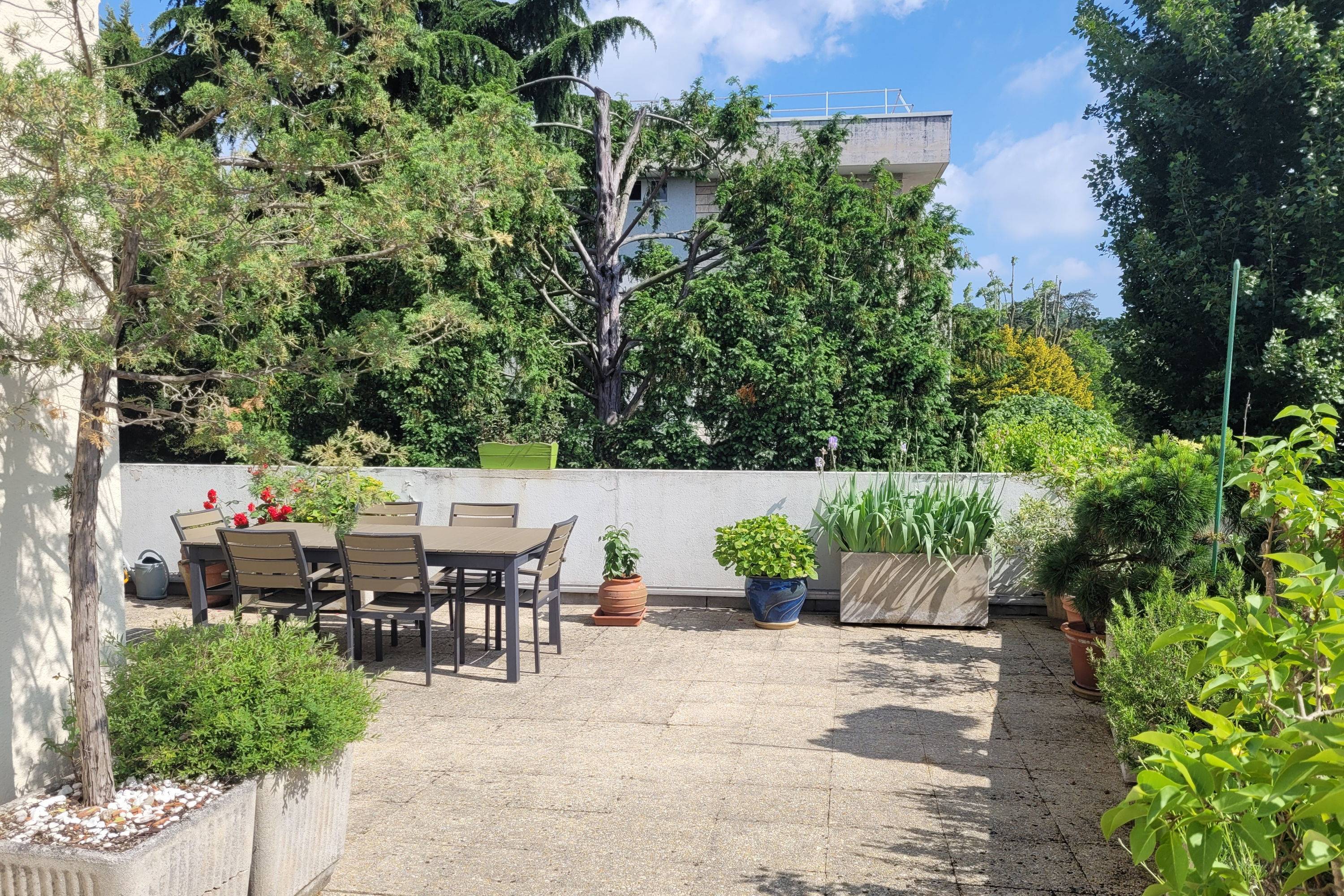 Vends appartement 4 pièces - 3 chambres - 93m² - terrasse 84m² - Ville d’Avray (92)