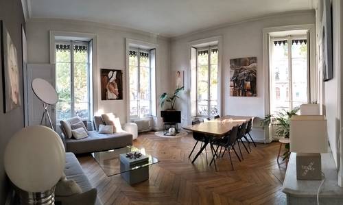 Vends appartement 119m² Lyon Préfecture : lumineux - 3 chambres