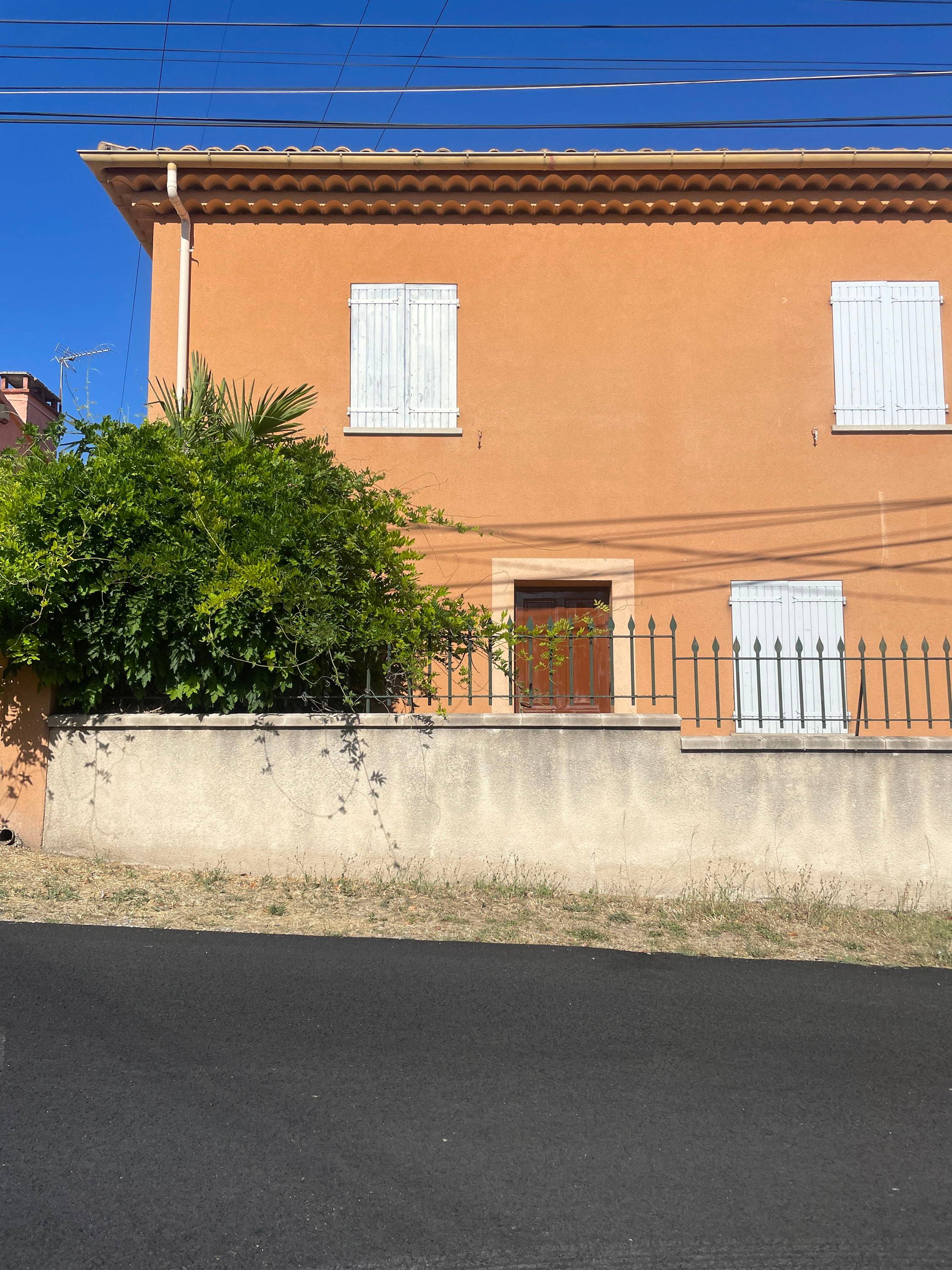 Vends maison résidentielle avec jardin - 80m² - Pertuis