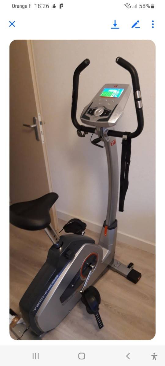 Vends vélo d’appartement Réf : Techness SB 800 avec console SM 6341-67