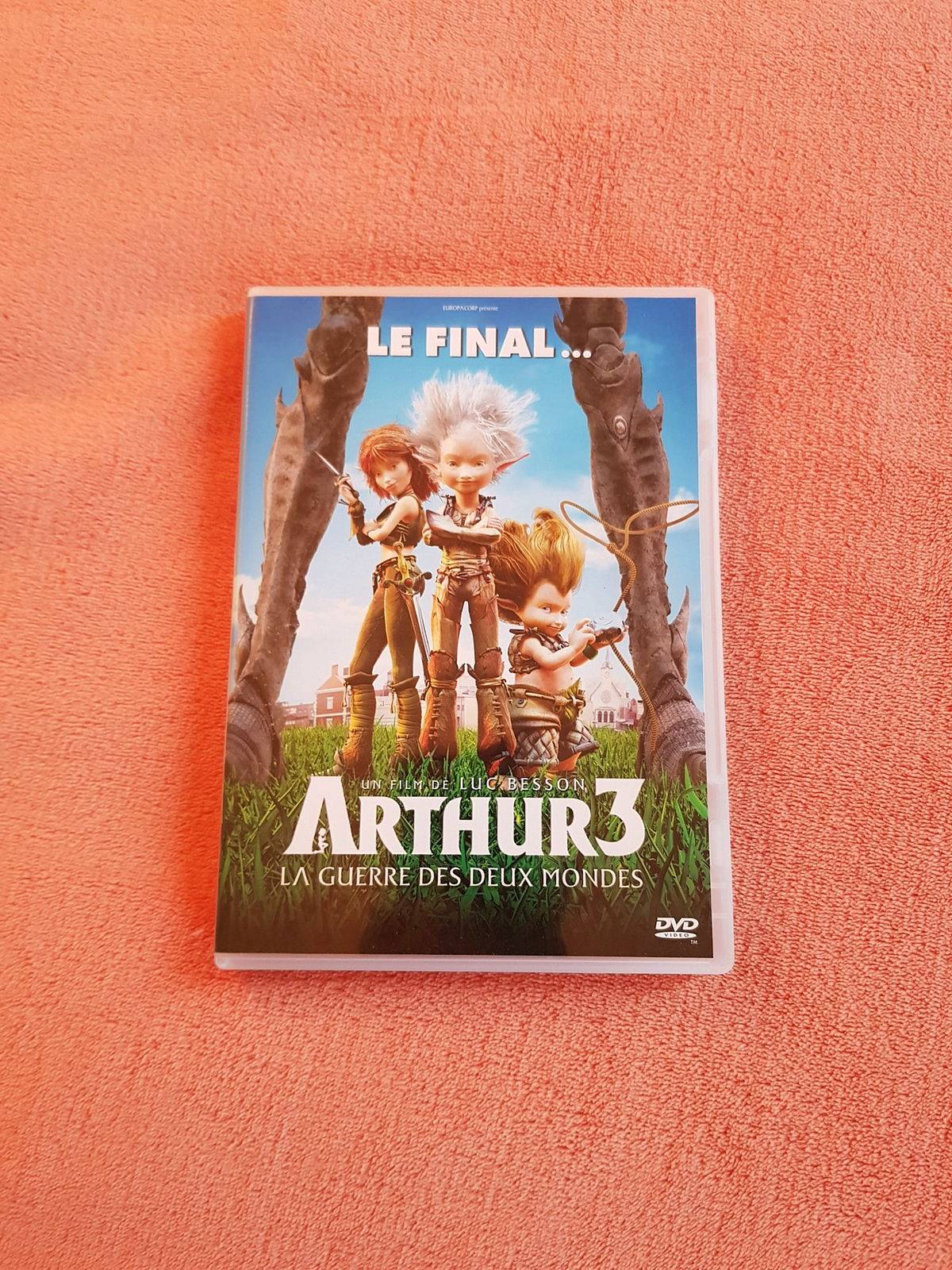 Vends DVD "Arthur 3 : la guerre des deux mondes" de Luc Besson