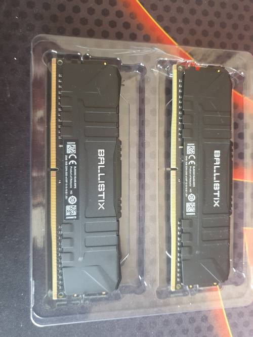 Je vends deux barrettes de RAM pour PC