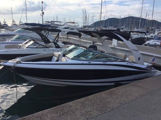 Vends bateau à moteur REGAL 2300 Bowrider / 63 000€