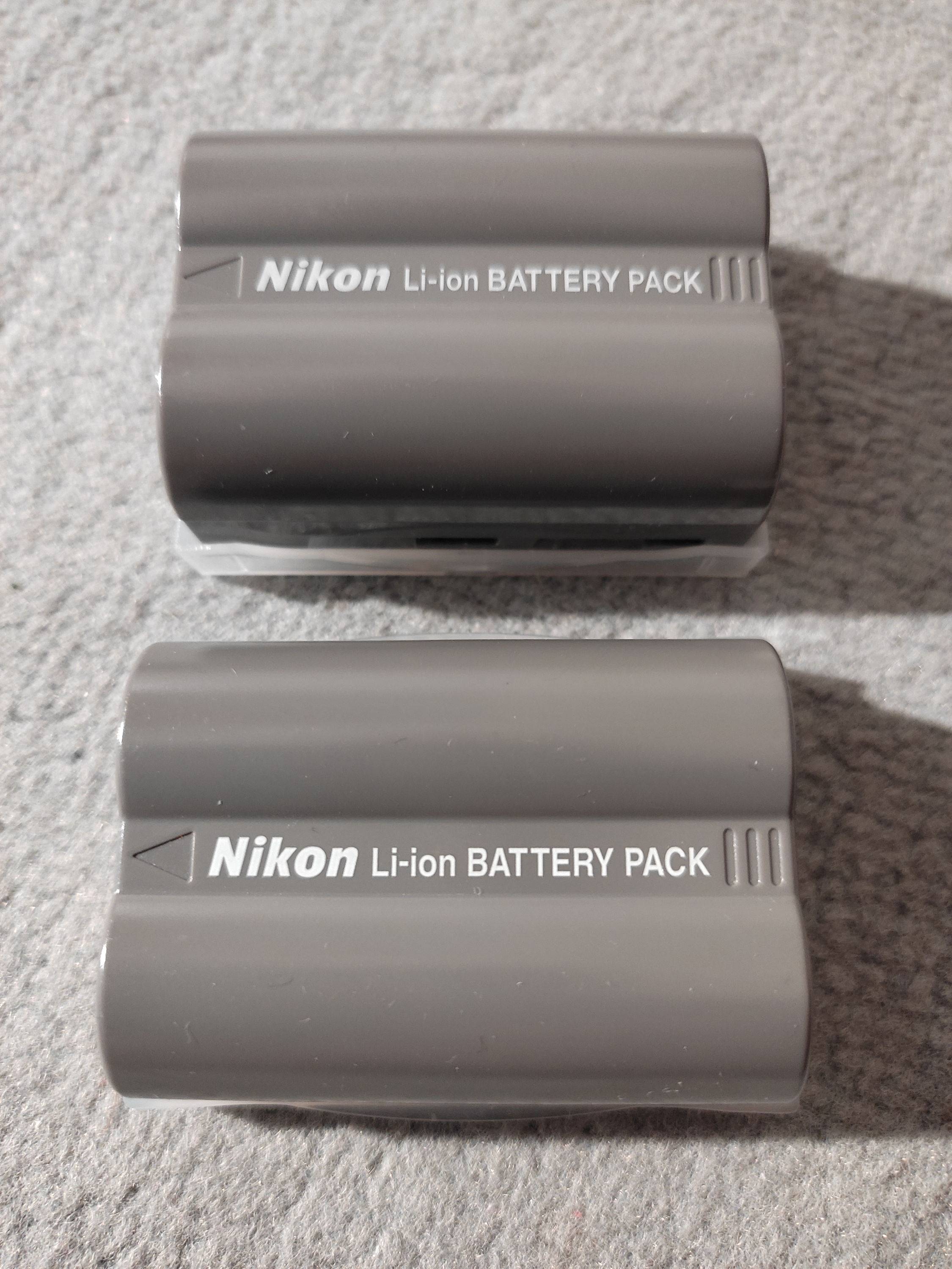 Vends 2 batteries rechargeables Nikon EN-EL3e + chargeur
