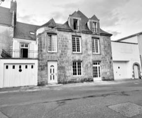 Vends belle demeure du XVIIIe au cœur du Croisic à 100m du port - 280m², Le Croisic (44)
