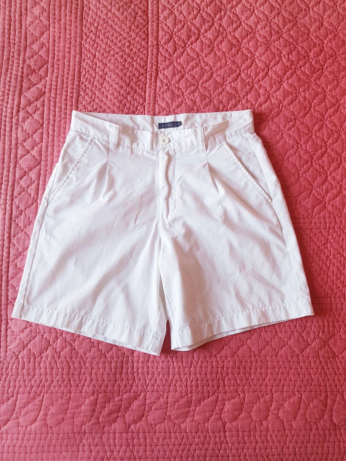Vends Bermuda, blanc, Derby, T.40 - Taille M