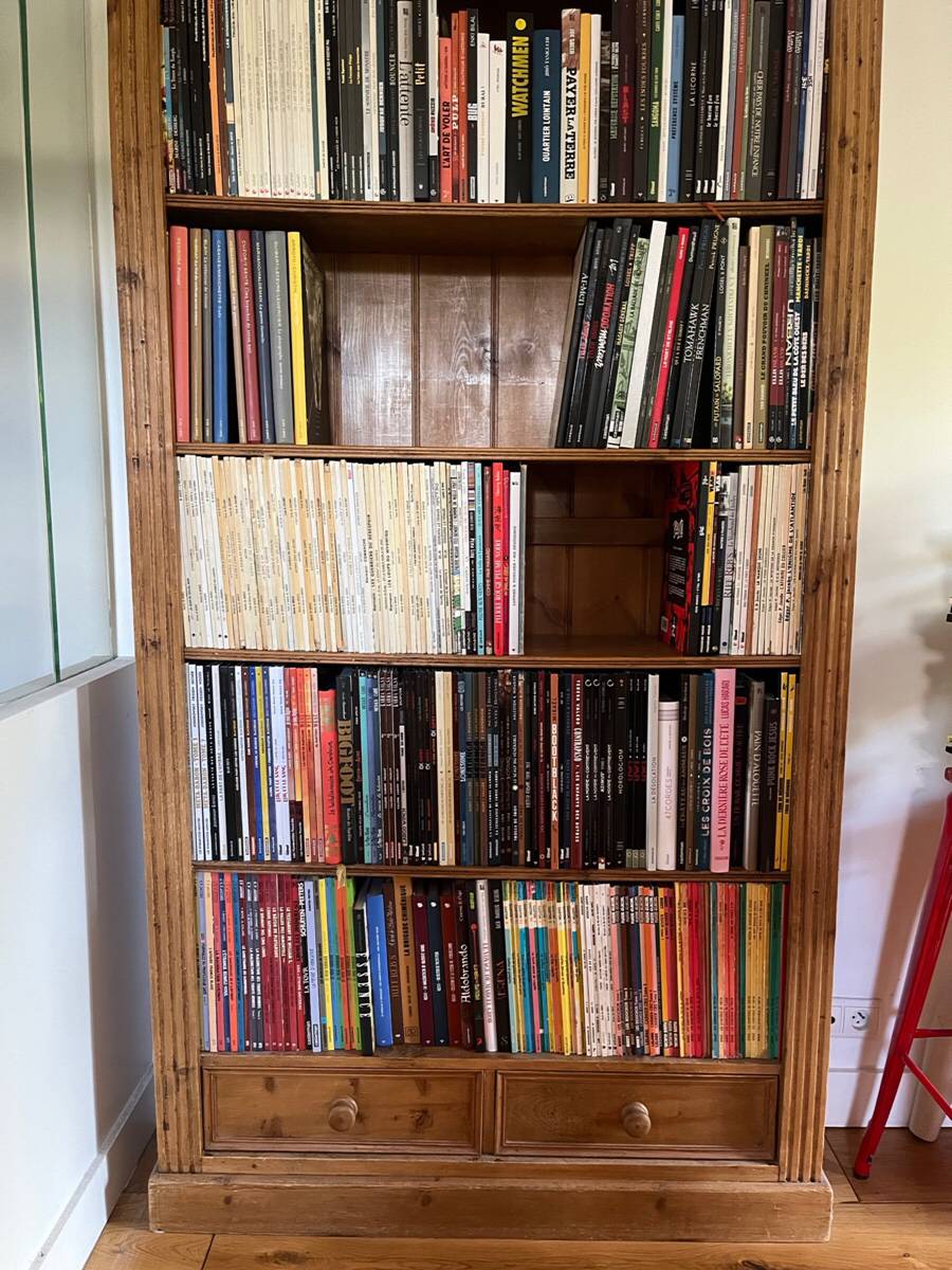 Vends bibliothèque réalisée par artisan, bon état
