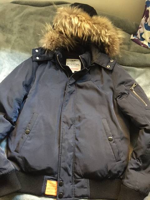 Vends un blouson bleu marine "original Bombers flight jacket" Taille L (14 ans)