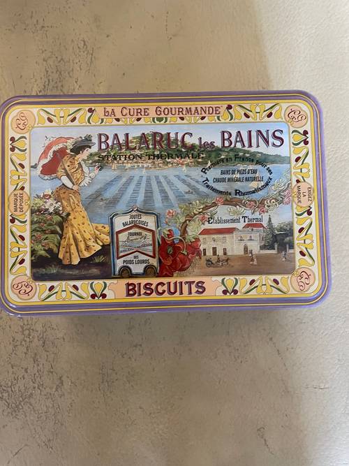 Vends boite à biscuit en fer : Biscuits Le Figuier