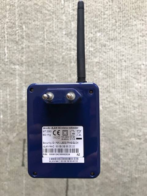 Vends un boitier pour réseau WIFI de marque DEVOLO type dLAN Wireless extender