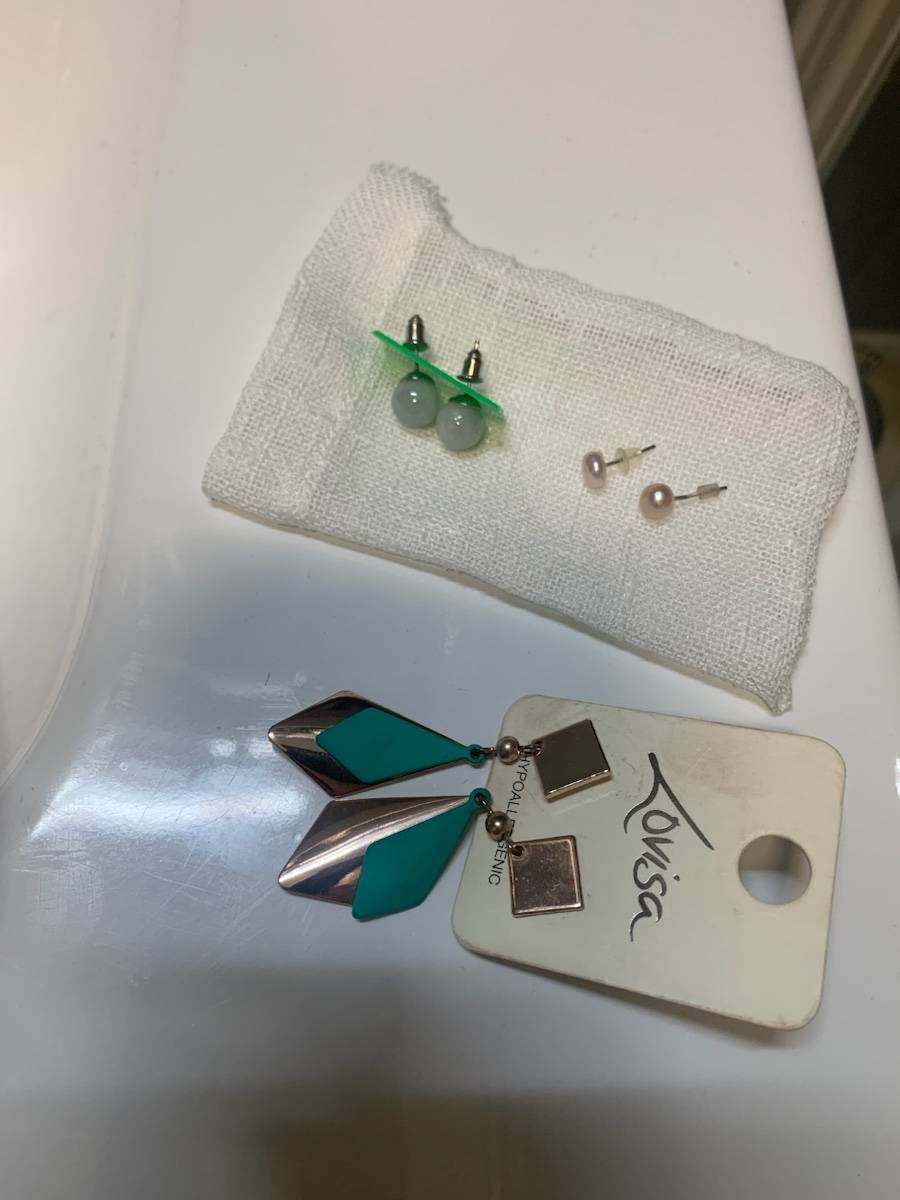 Vends boucles d’oreille