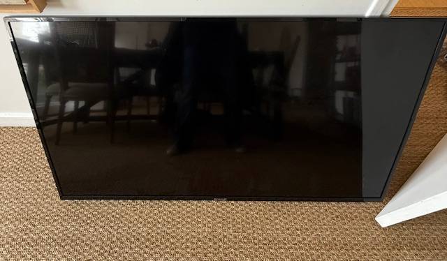 Vends télévision Brandt 139 cm, parfait fonctionnement
