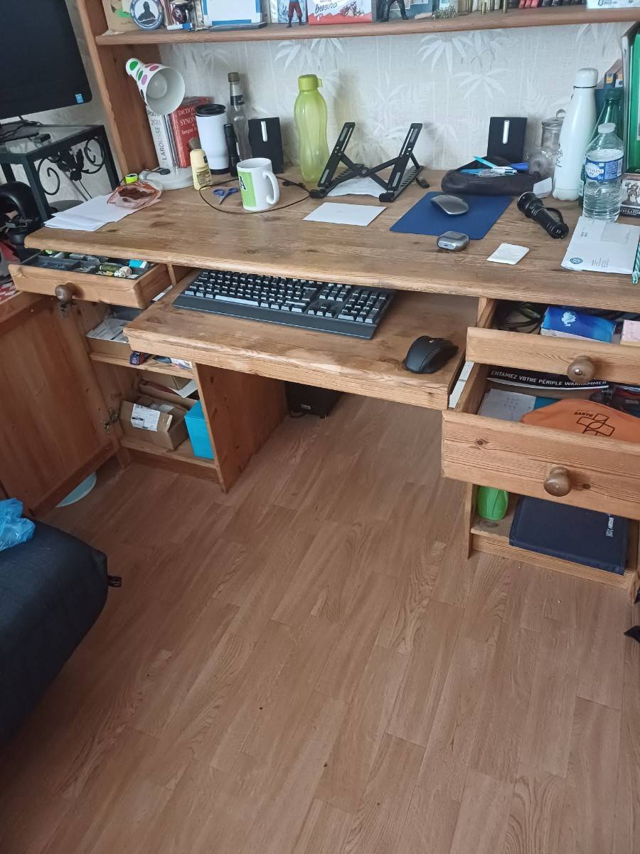 Vends bureau