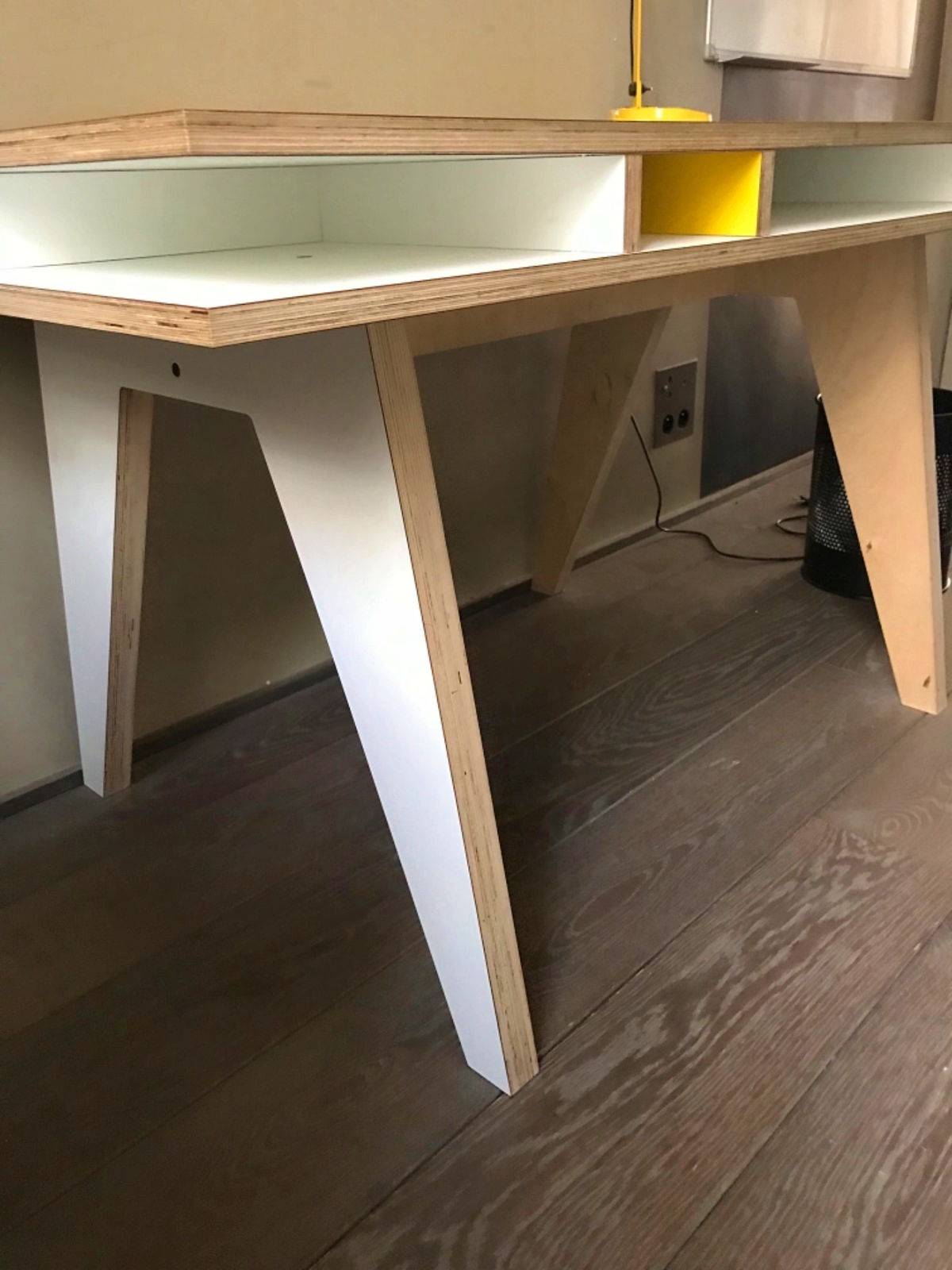 Bureau plateau organique en chêne, smith Couleur chêne naturel Am.Pm