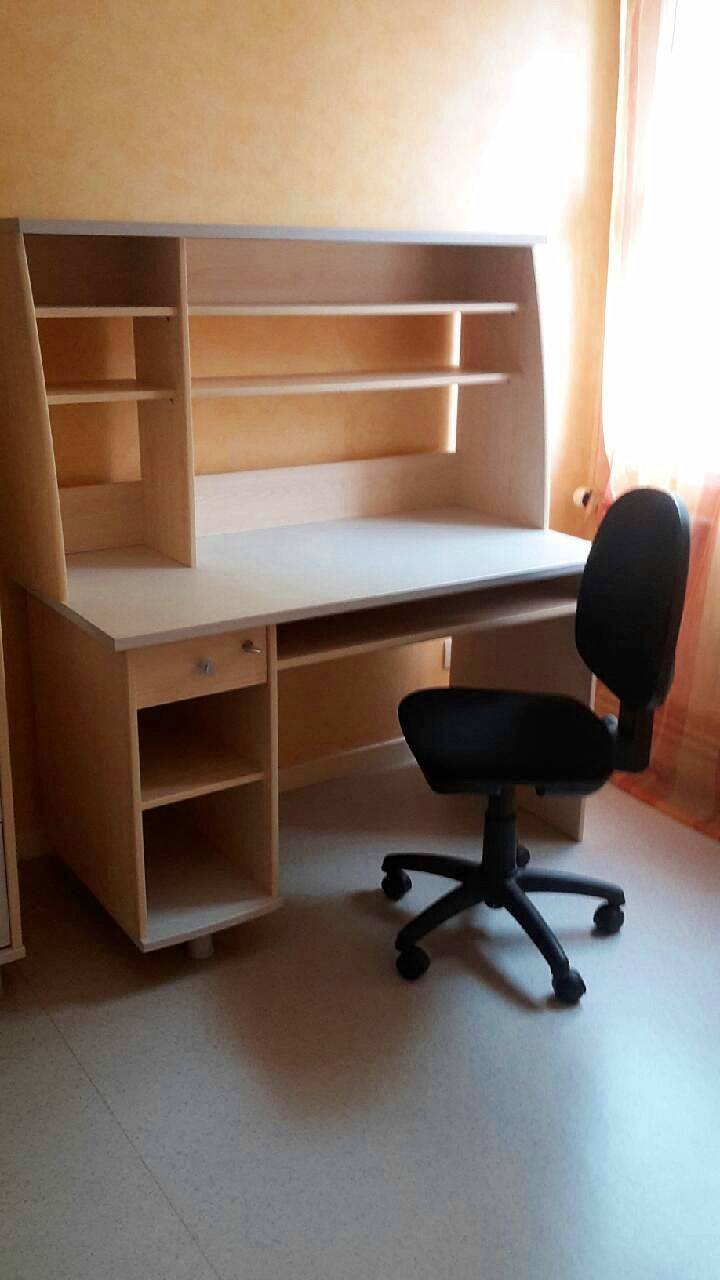 Vends très beau bureau complet - État neuf