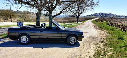 Vends BMW 318i E30 Cabriolet collection