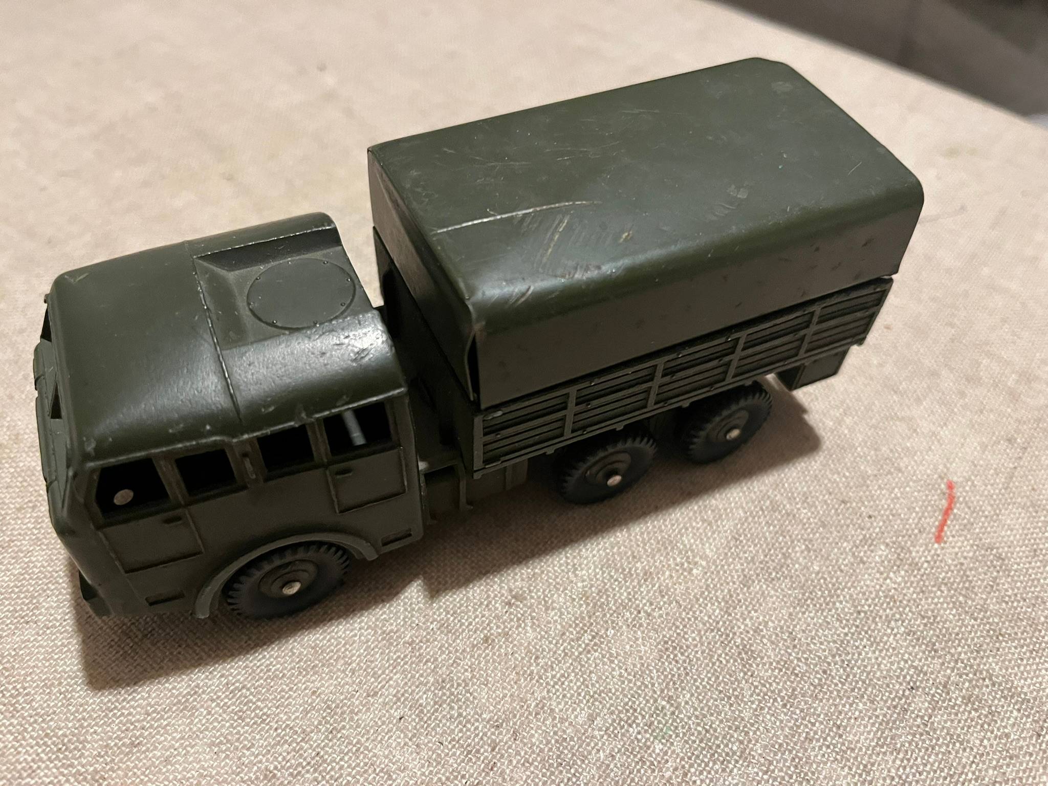 Vends camion militaire Dinky France Berliet 6X6 Ref 80