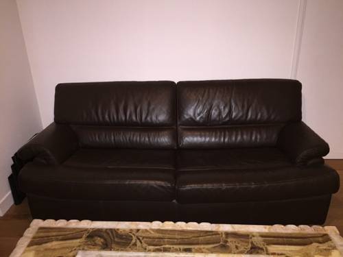 Vends canapé Steiner 3 places cuir marron convertible en très bon état
