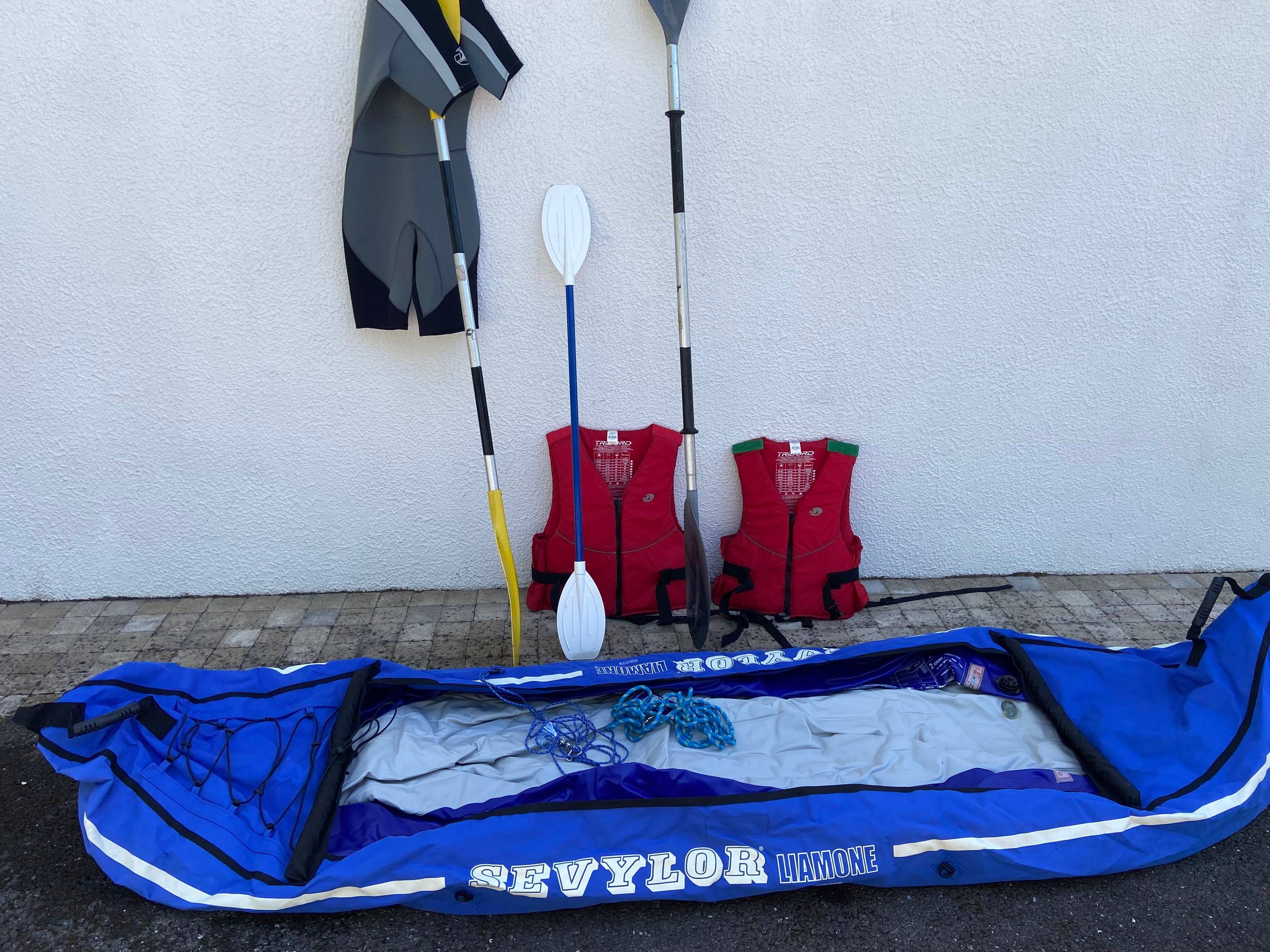 Vends canoë gonflable SEVYLOR 2personnes