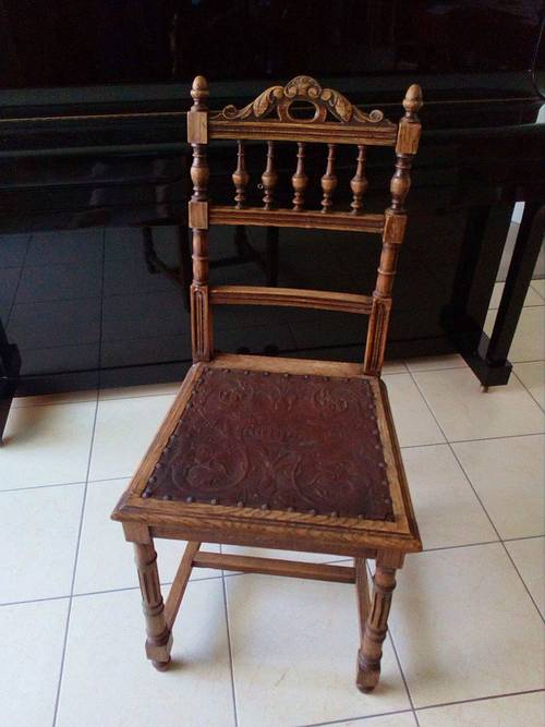 Vends chaise ancienne très confortable