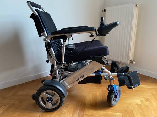 Vends chaise handicapée électrique
