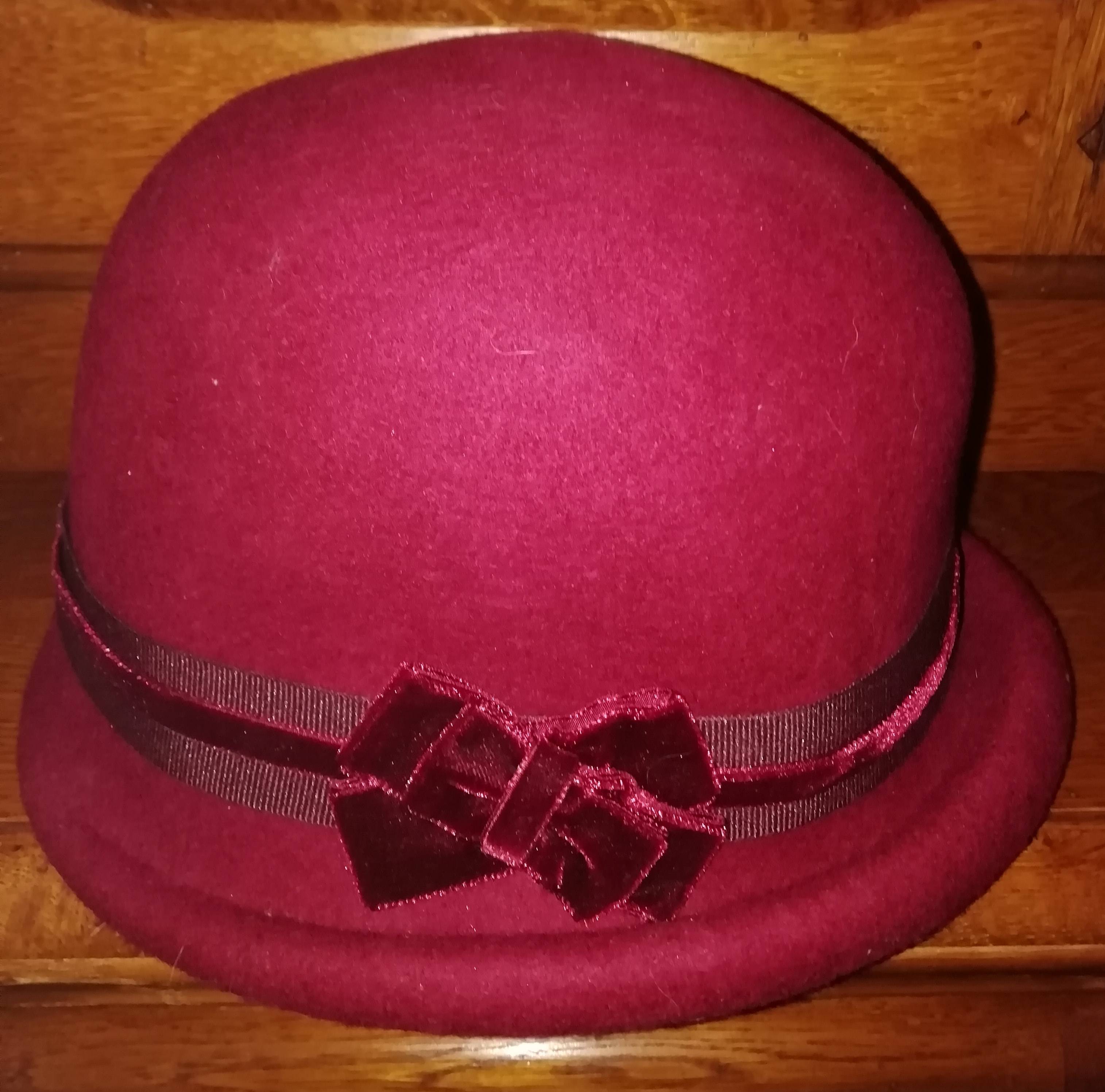 Vends chapeau style années 20