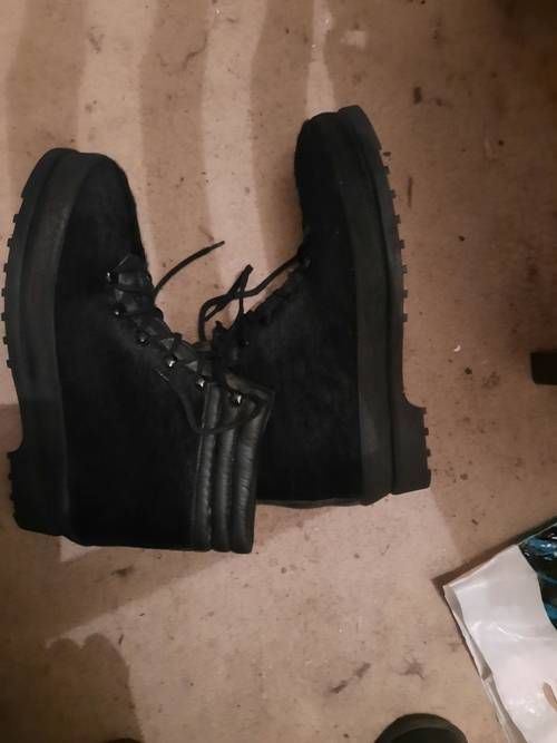 Vends chaussures après ski - Pointure 46 neuves