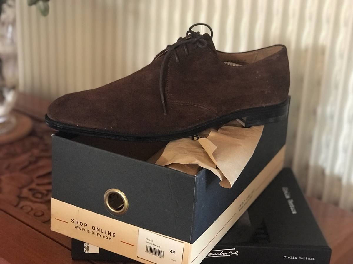 Vends chaussures homme marque Bexley neuve taille 44 velours