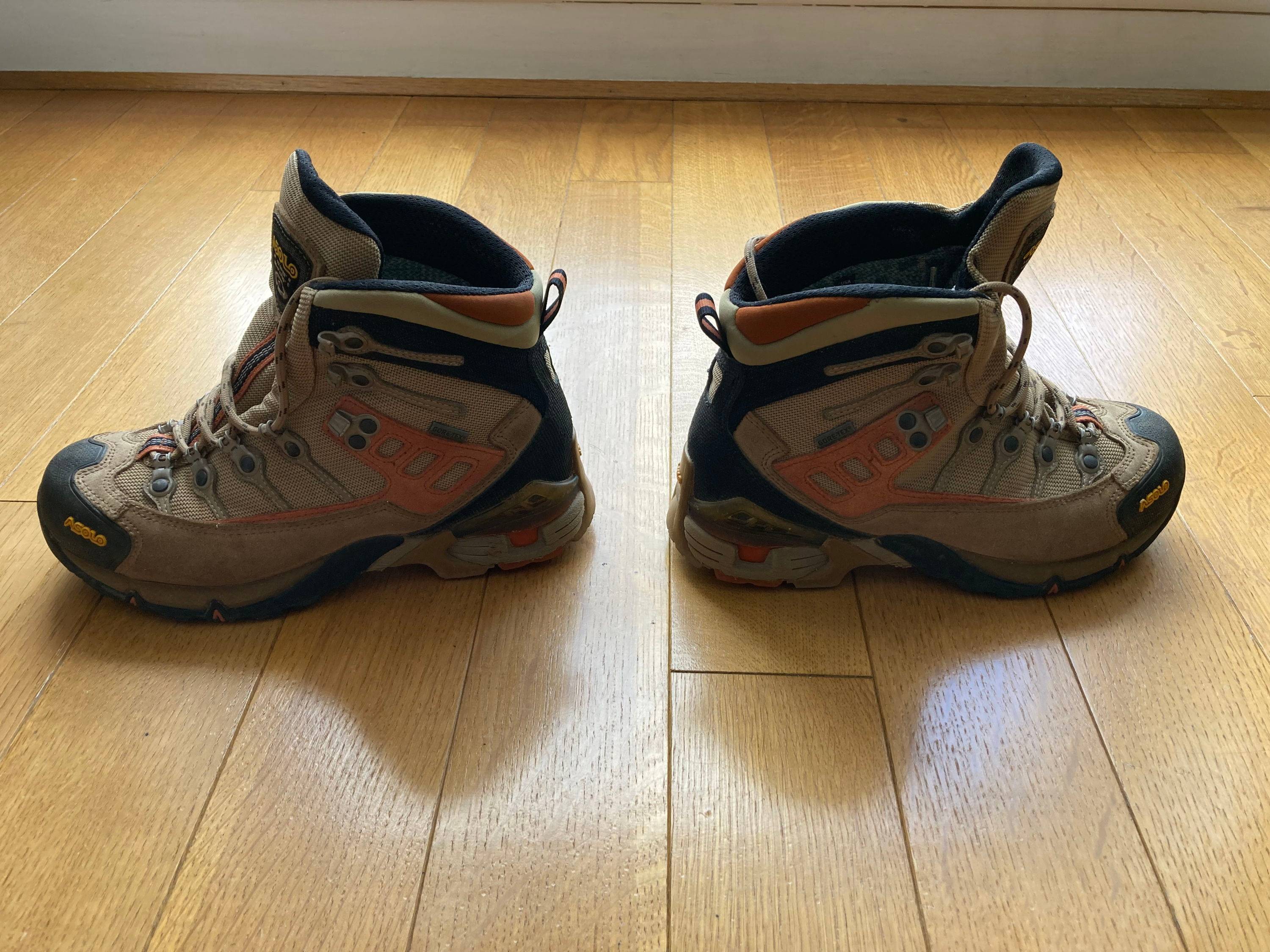 Vends chaussures de randonnée Asolo femme P. 38